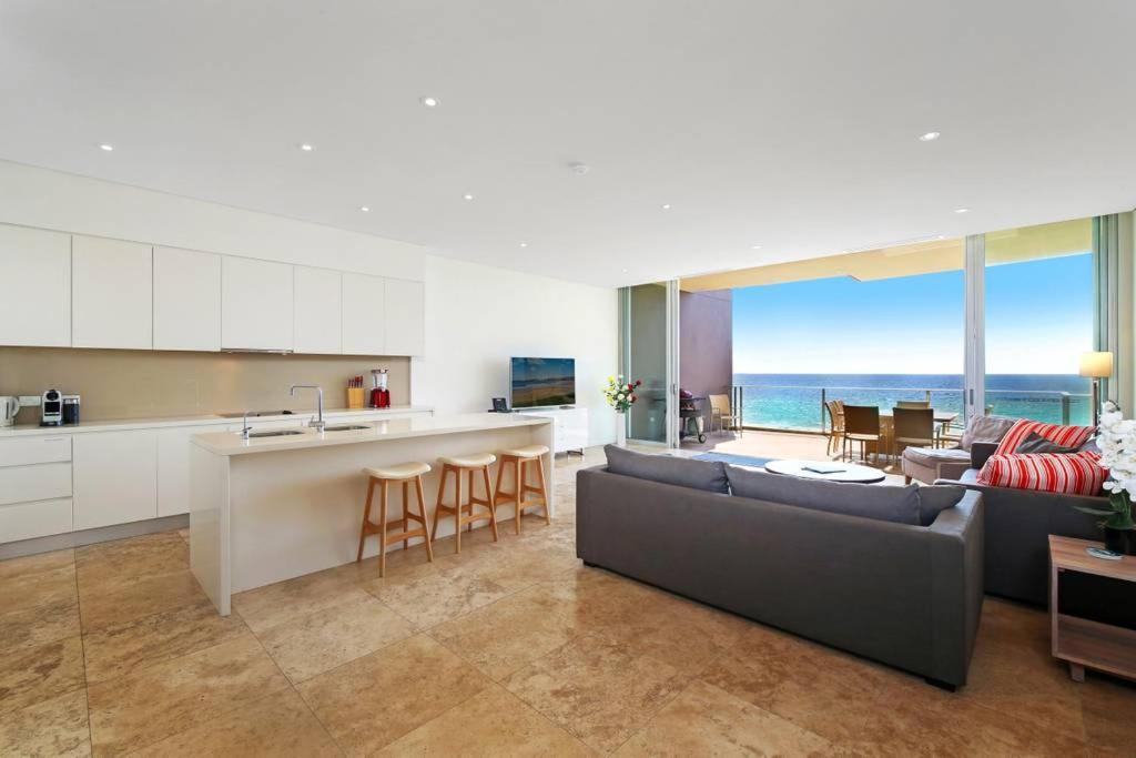 Beach And Ocean Front Penthouse With Wifi And Parking Apartamento Entrance Exterior foto